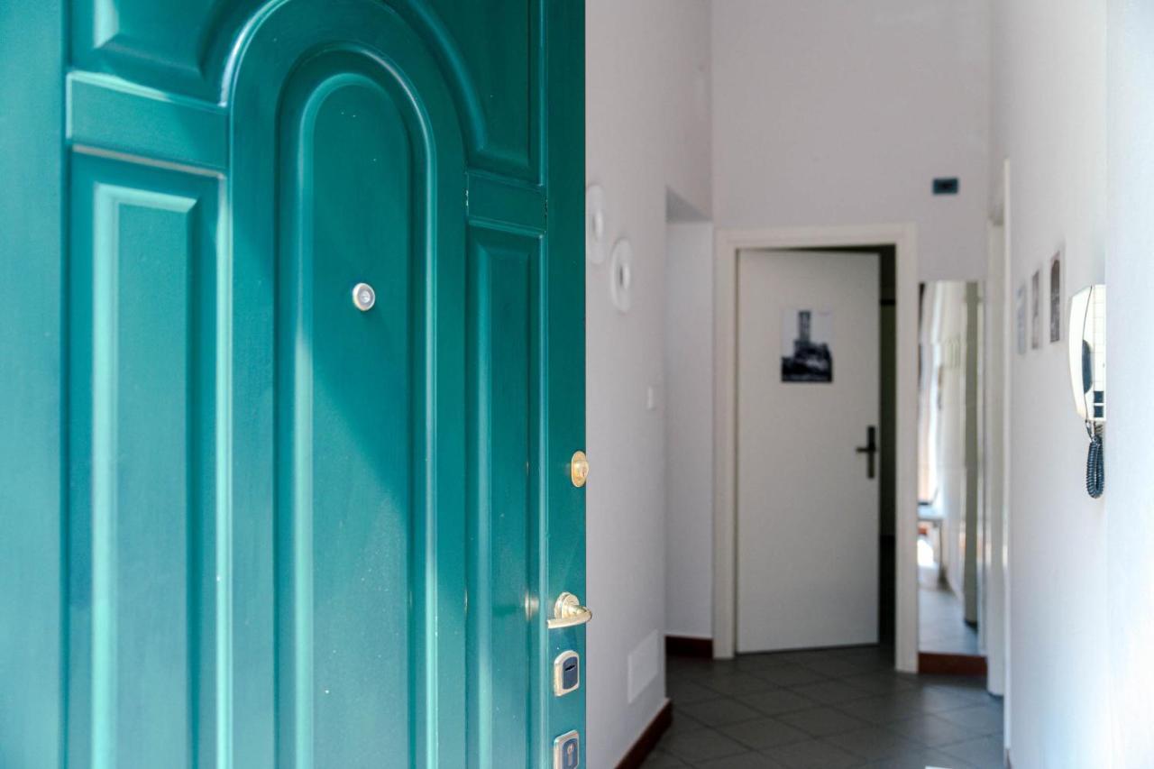 Downtown Rooms コモ エクステリア 写真