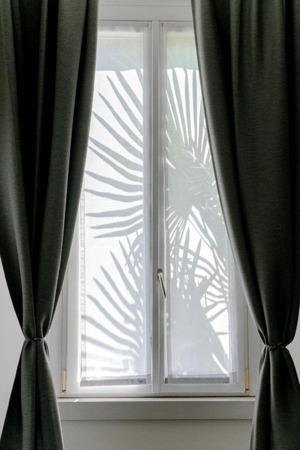 Downtown Rooms コモ エクステリア 写真